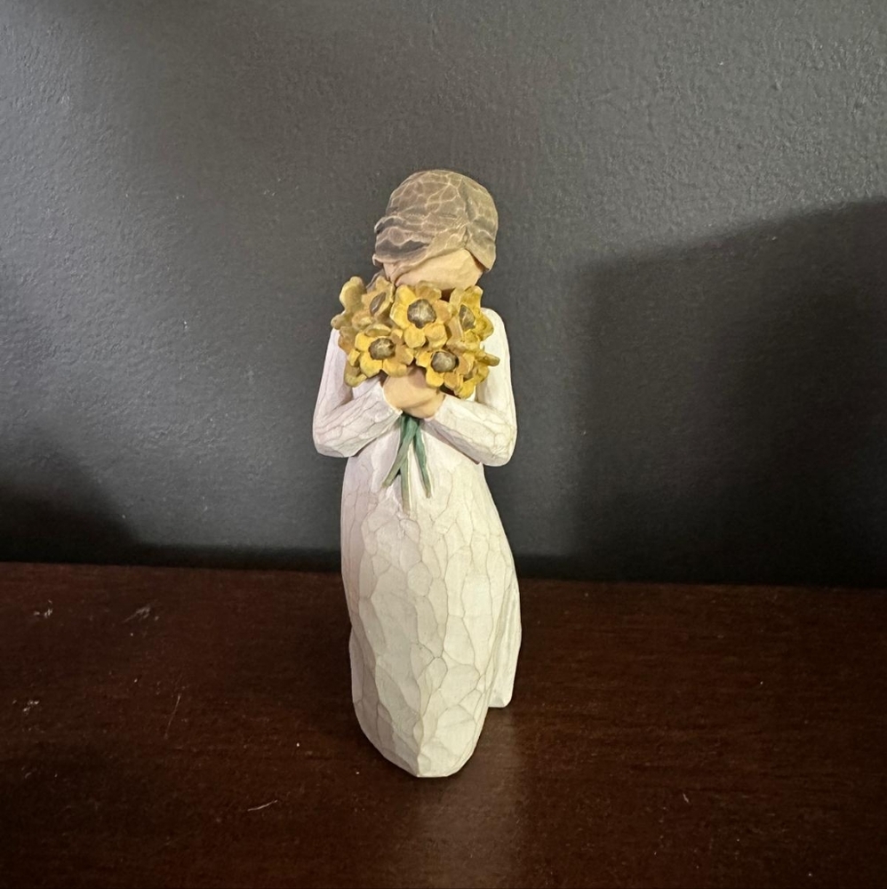 WILLOW TREE Warm Embrace Figurine